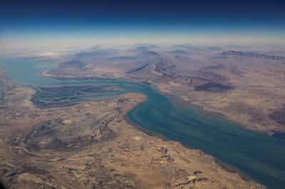 Image for Vessels near Strait of Hormuz transmit unusual messages to prevent attacks