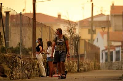 Image for Spain declares national emergency over wildfires near Madrid and in Avila