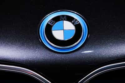 Image for BMW recalls hundreds of thousands of cars over fire risk