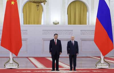 Image for Putin and Xi sign statement to deepen strategic partnership between Russia and China