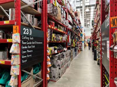 Image for Aussie supermarkets set to capitalise on high inflation, but softer demand ahead