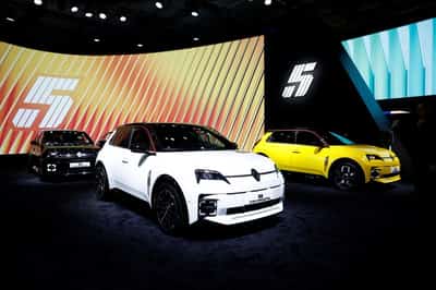 Image for Renault making higher profits on compact electric models than Megane, says CEO