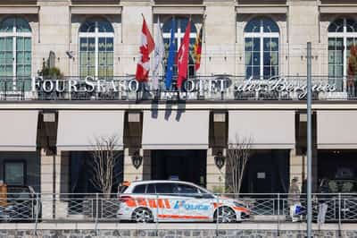 Image for Russia weighs halt to peace talks unless Ukraine cedes territory, Bloomberg News reports