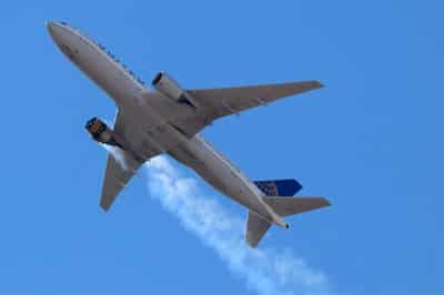 Image for Boeing planned to replace 777 engine covers before failures: WSJ