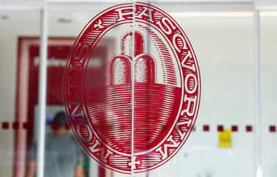 Image for UniCredit CEO, Mediobanca executive give testimony in Monte dei Paschi share probe, source says