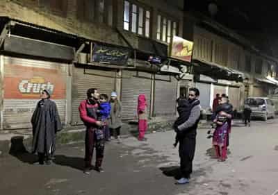 Image for Tajikistan quake shakes north India, Pakistan, no major damage