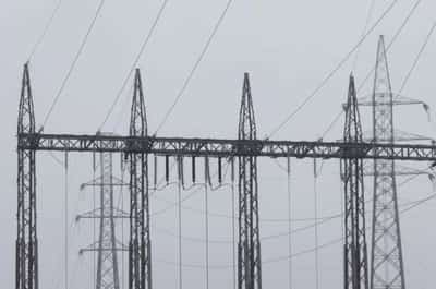 Image for Belgium supports energy price caps, suspending trading in EU power crunch