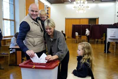 Image for Latvian PM on track to lead pro-Ukraine coalition after election win