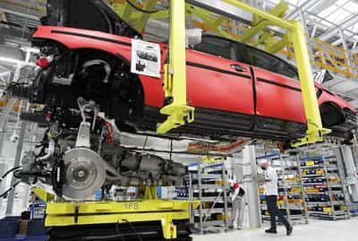 Image for Russian factory activity expands marginally in November, PMI shows