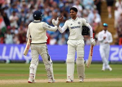 Image for Cricket-India declare on 427-6 to set England 608 to win Edgbaston test
