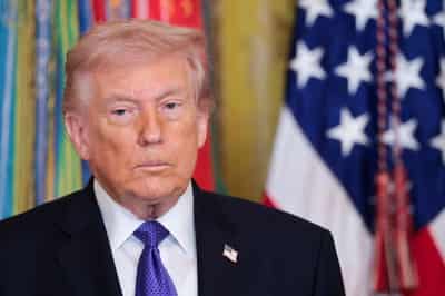 Image for Trump says US will cut all trade with Spain over military bases, defence spending