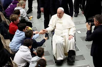 Image for Pope Francis decries deaths of children in global conflicts