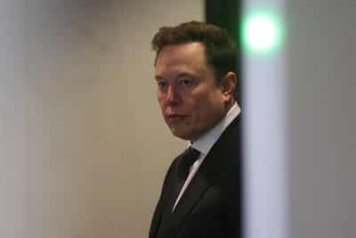 Image for Judge approves Elon Musk settlement with US SEC over Twitter disclosures