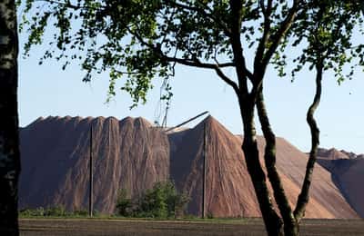 Image for Trump says US is working on deal to purchase potash from Belarus