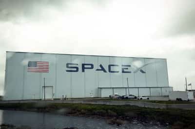 Image for Analysis-Blockbuster SpaceX listing could suck the oxygen out of fragile IPO market