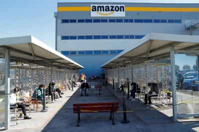 Image for Amazon workers strike in Italy over pandemic-driven delivery demands