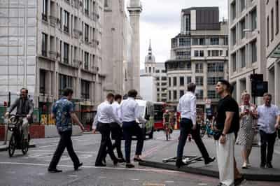 Image for UK retailers seek to create 100,000 jobs for young unemployed over next 3 years