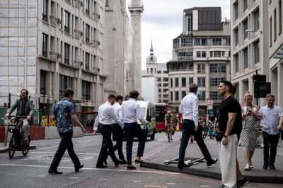 Image for UK retailers seek to create 100,000 jobs for young unemployed over next 3 years