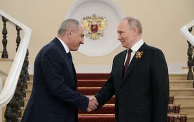 Image for Russia's Putin and Armenian PM Pashinyan brief each other by phone on US meetings, Kremlin says