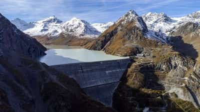 Image for Swiss pursue home-grown energy panacea – reluctantly