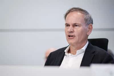 Image for VW CEO says talking to Chinese partners about their Europe expansion plans