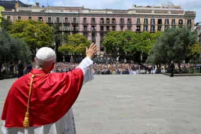 Image for Bad Bunny meets Pope Leo in Madrid, but should have taken more photos