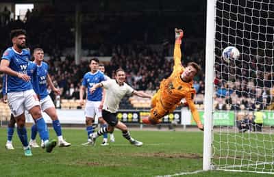 Image for Soccer-Port Vale cause FA Cup shock to reach quarter-finals