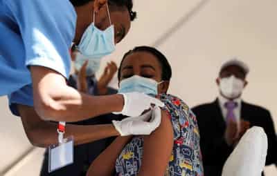 Image for &#8216;Vaccine grabbing&#8217; seen fueling risk of fake COVID-19 jabs in Africa
