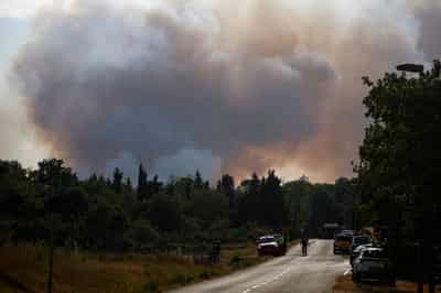 Image for France recorded at least 817 excess deaths during July 27-August 20 heatwaves