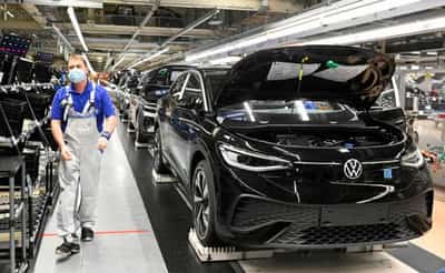 Image for Global carmakers raided by EU and UK antitrust regulators