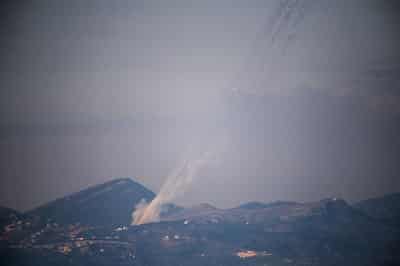 Image for Hezbollah pauses attacks under US-Iran ceasefire, sources close to group say