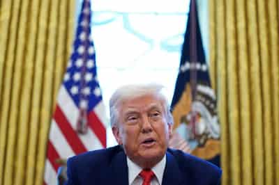 Image for Trump urges Iran to make a deal after Israeli attacks