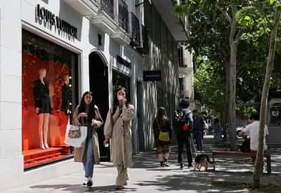 Image for Fragile majority in Spanish parliament approves additional tax on large companies