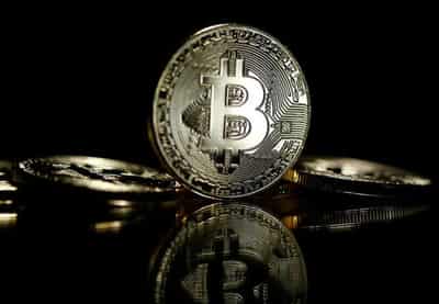 Image for Cryptoverse: Bitcoin investors take control