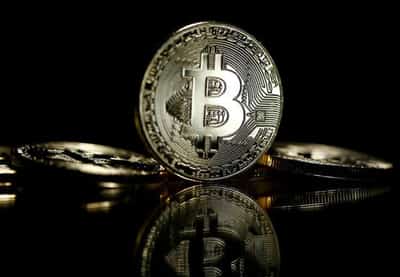 Image for Cryptoverse: Bitcoin investors take control