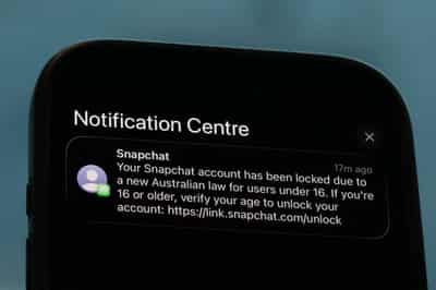 Image for 'This is the end': Australian teens mourn loss of social media as ban begins