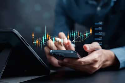 Image for Evaluating the Most Reliable Tools for Tracking Real-Time Cryptocurrency Prices