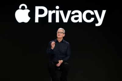 Image for Apple adds virtual IDs on iPhone, video plans that rival Zoom, Teams