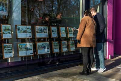 Image for UK mortgage approvals fall to lowest since January 2024, Bank of England data shows
