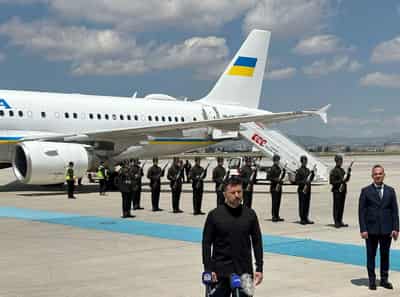 Image for Zelenskiy describes Russia's delegation to peace talks as 'decorative'