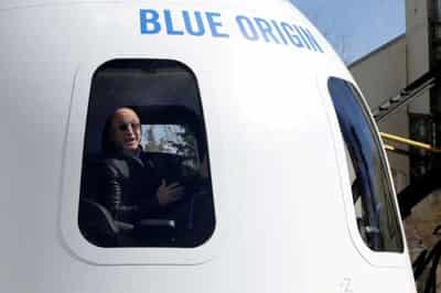 Image for Bid of $28 million wins a rocket trip to space with Bezos