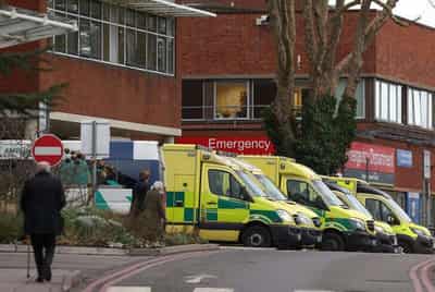 Image for England rushes to discharge hospital patients to ease bed-blocking crisis