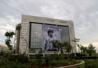 Image for Judge in Diego Maradona's homicide trial in Argentina stands down amid scandal