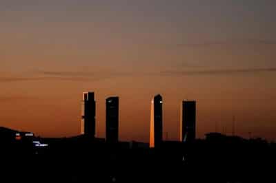 Image for Spain offers to pay companies testing a 4-day work week