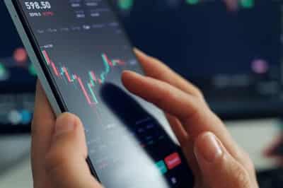 Image for The Rise of Algorithmic Trading Among Retail Investors in the UK
