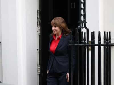 Image for UK's Reeves to pledge 1 billion pounds for quantum procurement