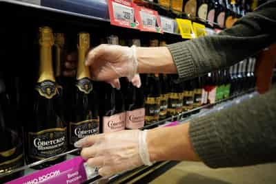 Image for Western sanctions force Russians to turn to domestic wines 