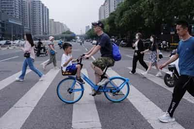 Image for China’s economy falters as property, consumer pain worsens