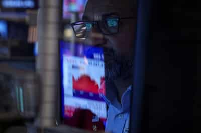 Image for Global equity funds draw second weekly inflow amid war de-escalation hopes