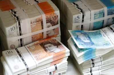 Image for Sterling drops vs euro and dollar after weak economic data